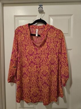 Pink & Orange Patterned V-Neck Women's Top